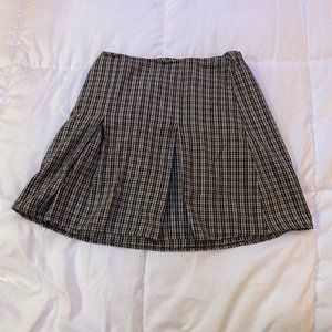 BRANDY MELVILLE PLAID SCHOOL GIRL SKIRT